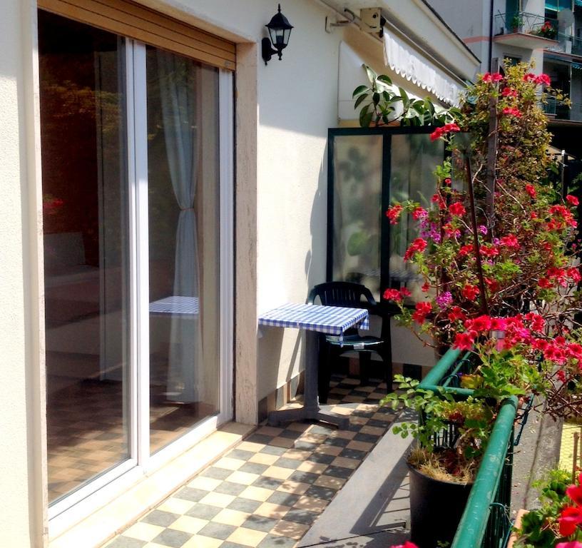 Attic Apartment Rapallo Room photo